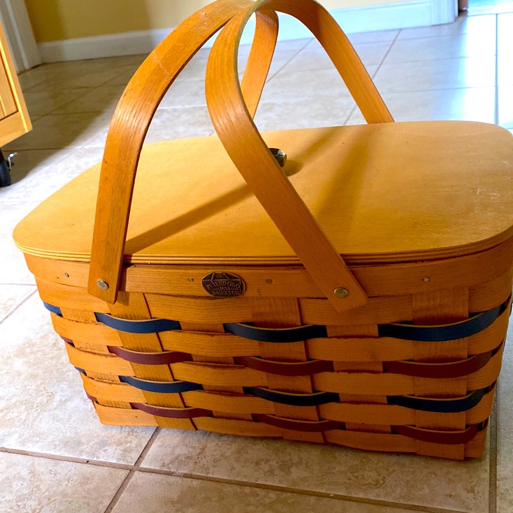 Peterborough Baskets of New Hampshire NEW Vintage Handmade Basket w/Pyrex dish. - Picture 2 of 16